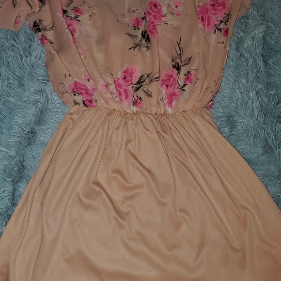 Pink Floral Off-the-shoulder Dress - Picture 3 of 3